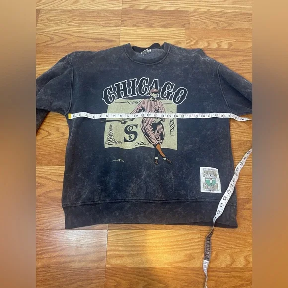 Vintage 1991 NUTMRG Chicago white Sox sweatshirt size XL made in USA